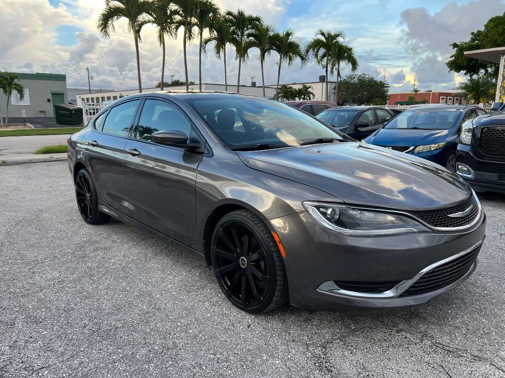 2016 Chrysler 200 Limited